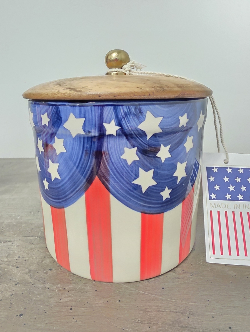 Viral India Patriotic Medium Canister with Wooden Lid4th of July USA Americana